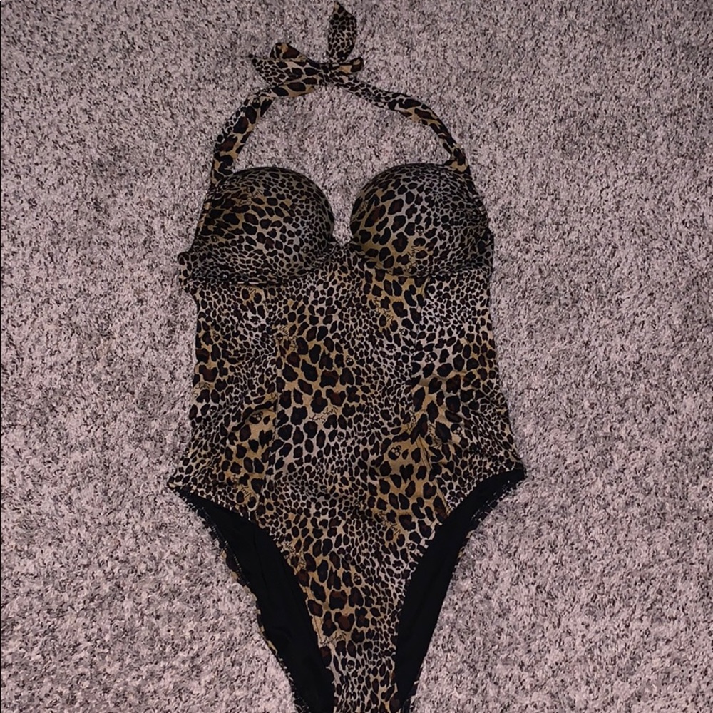 COPY - One piece swimsuit in cheetah print